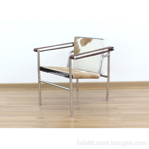 Basculant Chair Inspired by Le Corbusier (LC1)